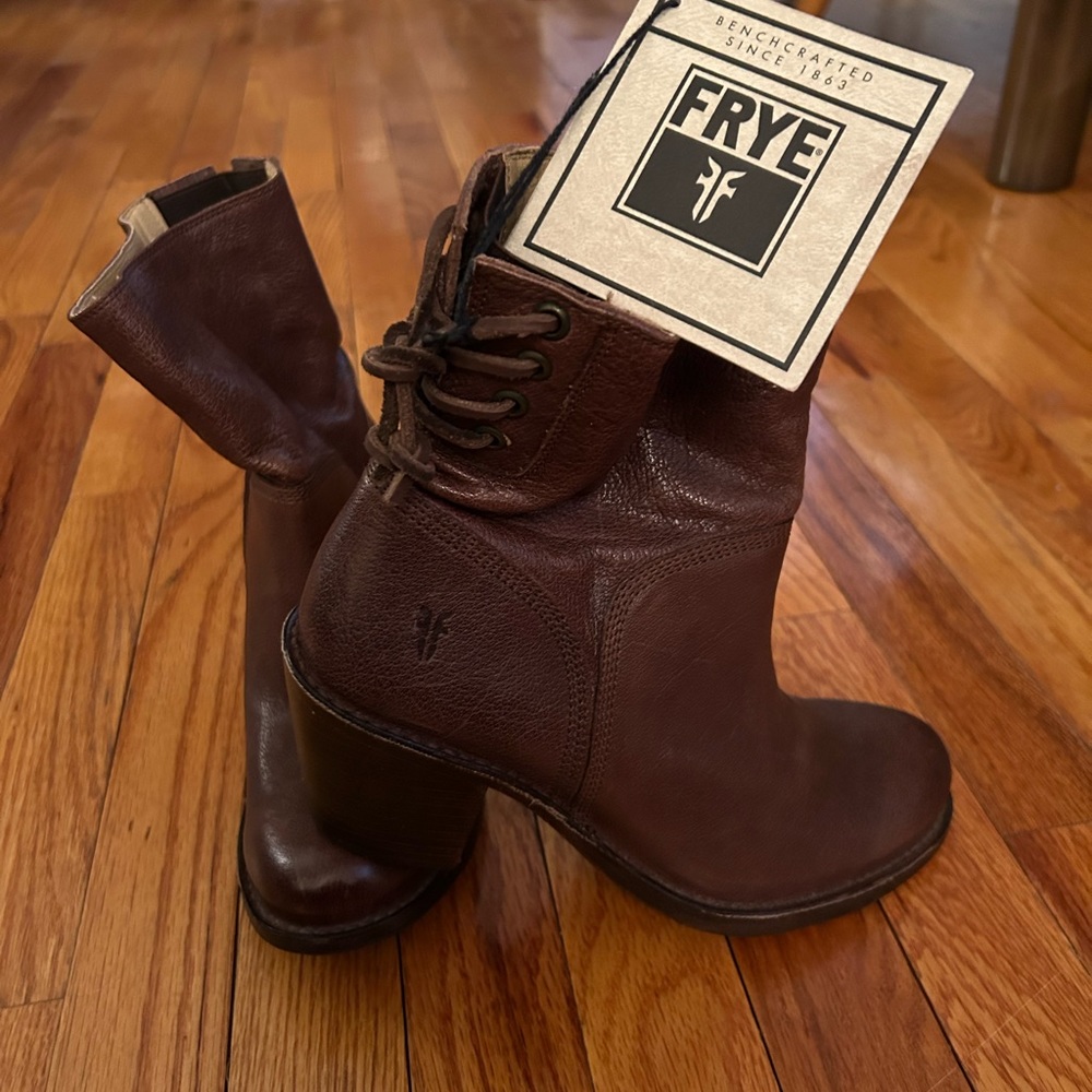 Frye Leather Boots - Chocolate Brown